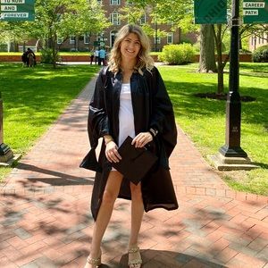 Meet your Posher, Allison